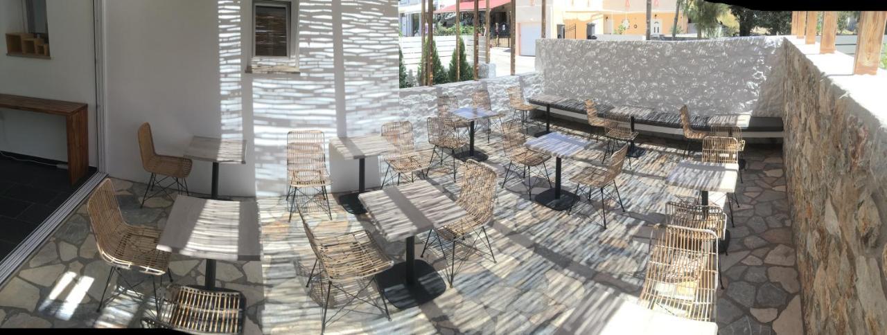 Aellia Hotel & Suites Leros Lakkíon Eksteriør bilde